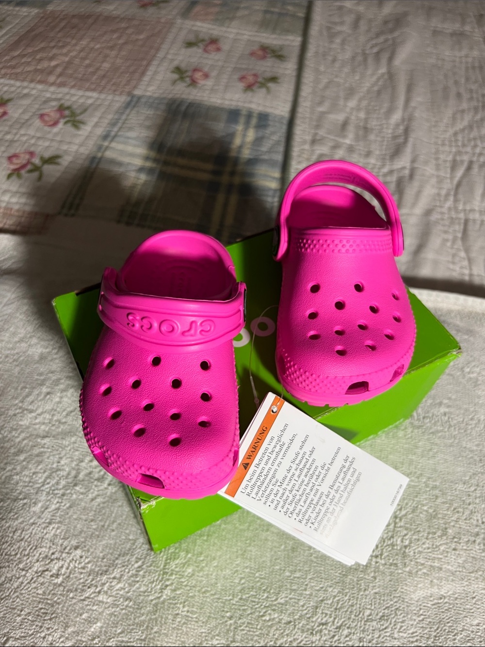 CROCS Kids Hot Pink Classic Clog Sandals
